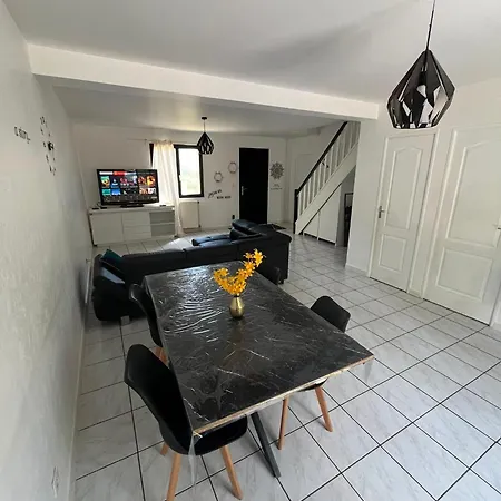 Maison Spacieuse Calme Et Agreable Apartment *